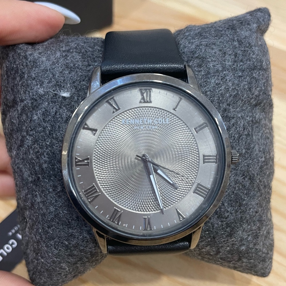 Kenneth Cole - Mens watch